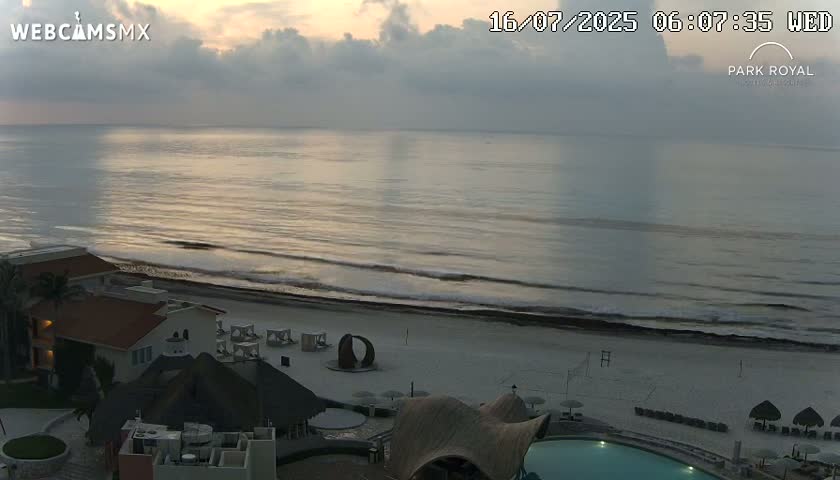 Cancún (Cancun) Playa Marlin Beach Live Cam - Benito Juarez, Quintana Roo, Mexico