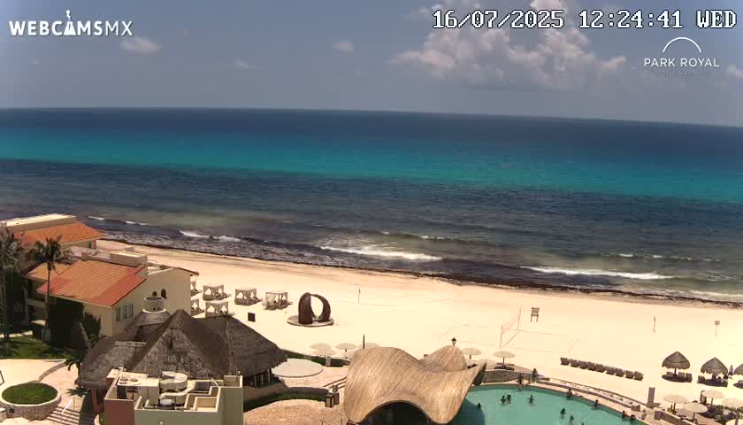 Cancún (Cancun) Playa Marlin Beach Live Cam - Benito Juarez, Quintana Roo, Mexico