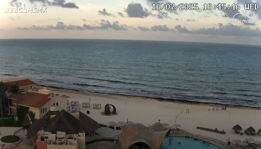 Cancún (Cancun) Playa Marlin Beach Live Cam - Benito Juarez, Quintana Roo, Mexico