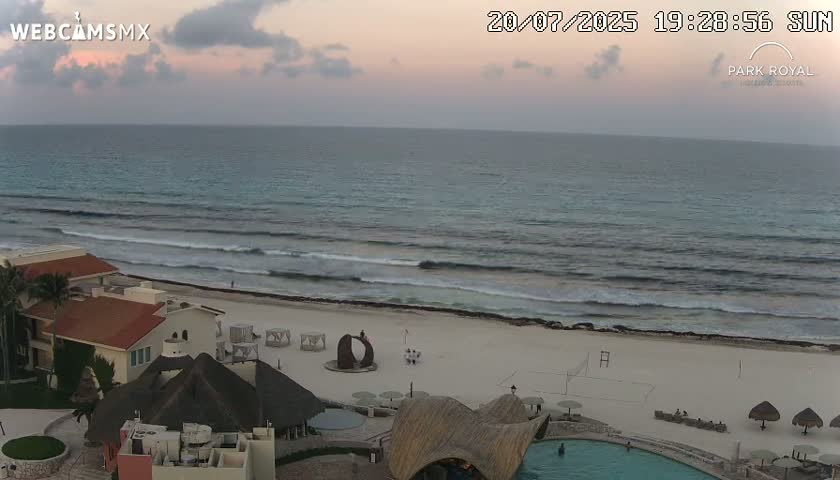 Cancún (Cancun) Playa Marlin Beach Live Cam - Benito Juarez, Quintana Roo, Mexico