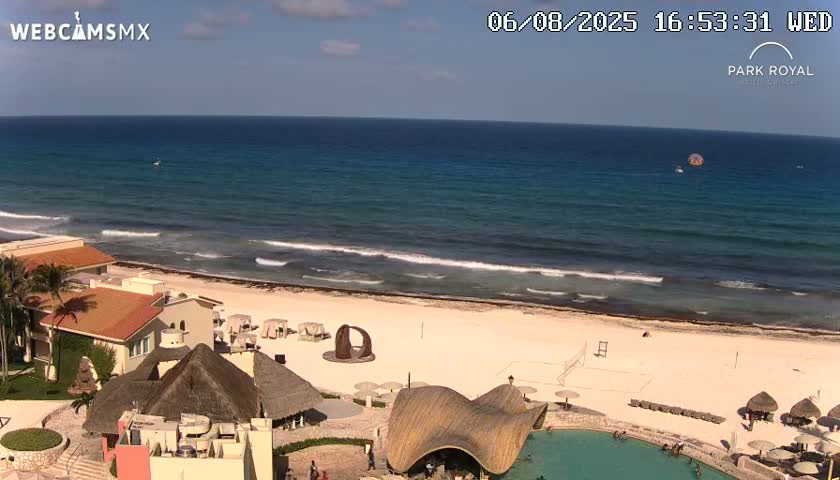 Cancún (Cancun) Playa Marlin Beach Live Cam - Benito Juarez, Quintana Roo, Mexico
