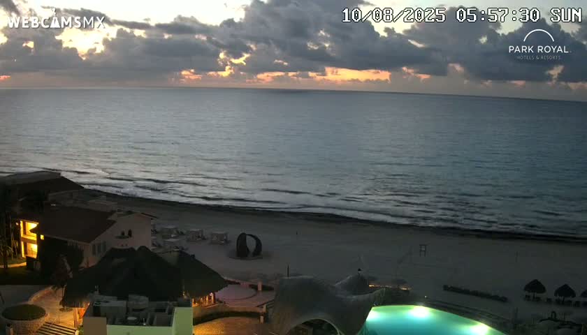 Cancún (Cancun) Playa Marlin Beach Live Cam - Benito Juarez, Quintana Roo, Mexico
