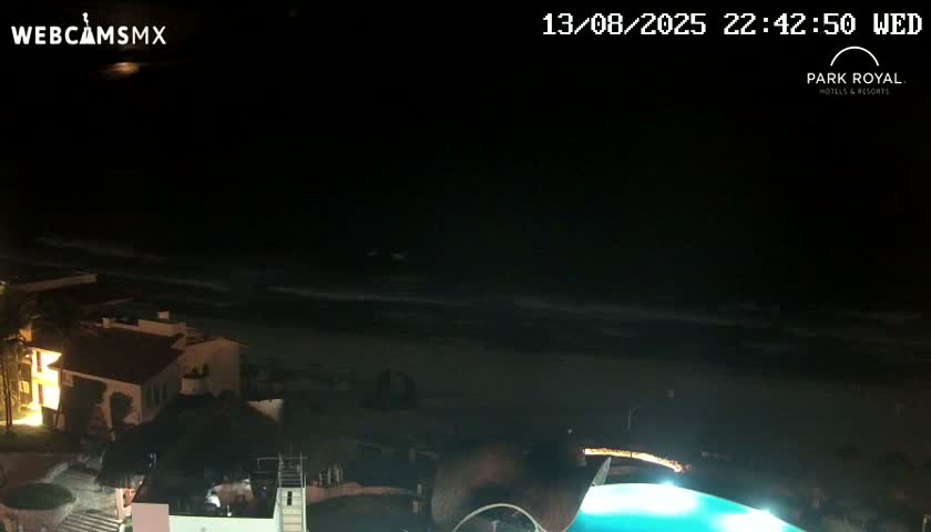 Cancún (Cancun) Playa Marlin Beach Live Cam - Benito Juarez, Quintana Roo, Mexico