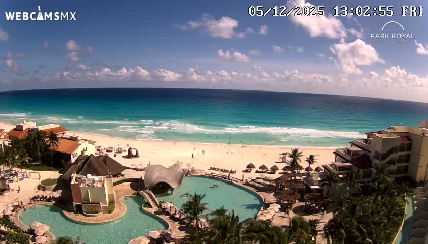 Cancún (Cancun) Playa Marlin Beach Live Cam - Benito Juarez, Quintana Roo, Mexico