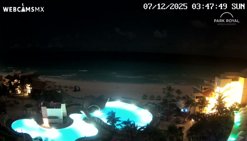 Cancún (Cancun) Playa Marlin Beach Live Cam - Benito Juarez, Quintana Roo, Mexico