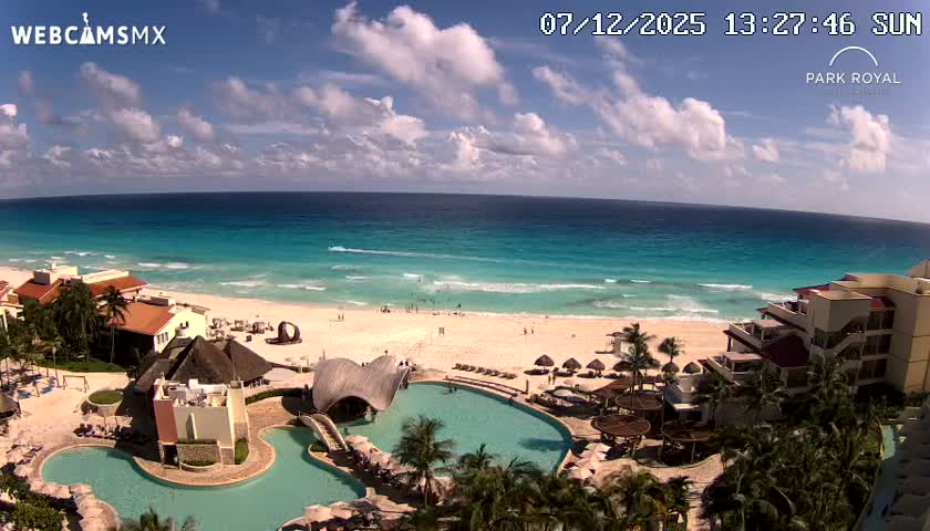 Cancún (Cancun) Playa Marlin Beach Live Cam - Benito Juarez, Quintana Roo, Mexico