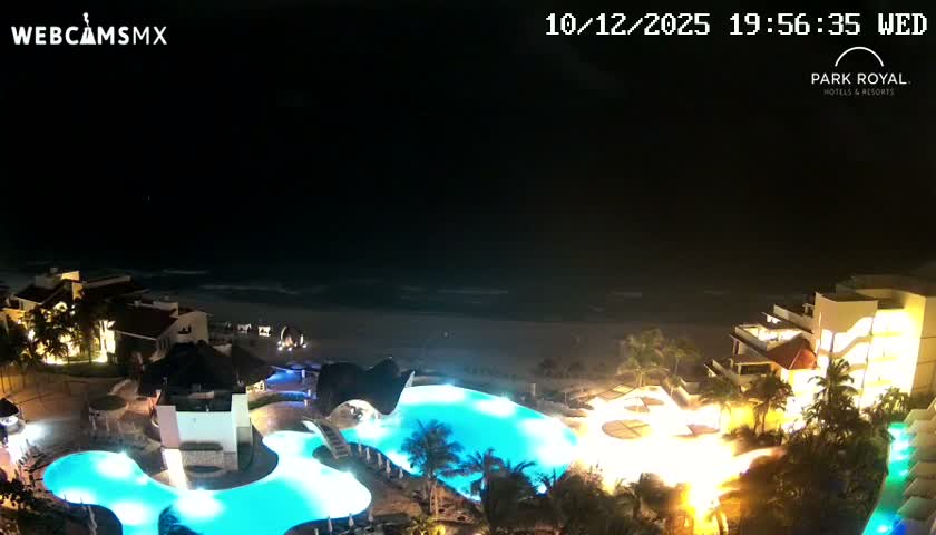 Cancún (Cancun) Playa Marlin Beach Live Cam - Benito Juarez, Quintana Roo, Mexico