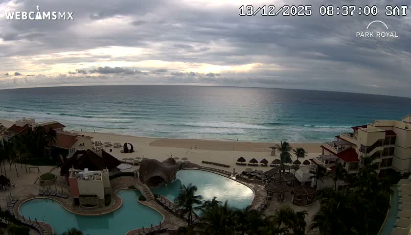 Cancún (Cancun) Playa Marlin Beach Live Cam - Benito Juarez, Quintana Roo, Mexico