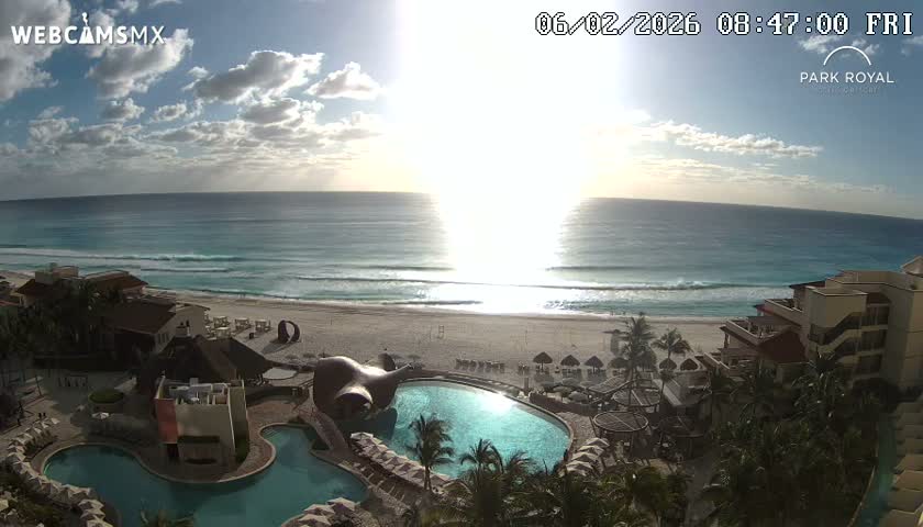 Cancún (Cancun) Playa Marlin Beach Live Cam - Benito Juarez, Quintana Roo, Mexico