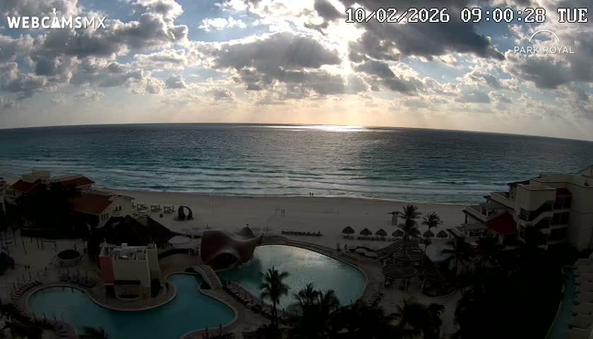 Cancún (Cancun) Playa Marlin Beach Live Cam - Benito Juarez, Quintana Roo, Mexico