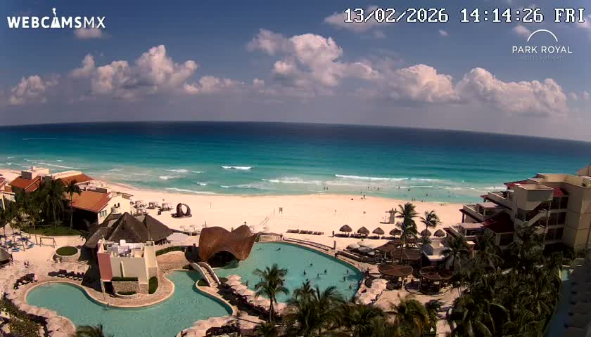 Cancún (Cancun) Playa Marlin Beach Live Cam - Benito Juarez, Quintana Roo, Mexico