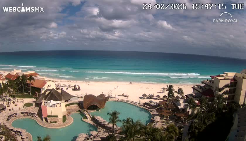 Cancún (Cancun) Playa Marlin Beach Live Cam - Benito Juarez, Quintana Roo, Mexico