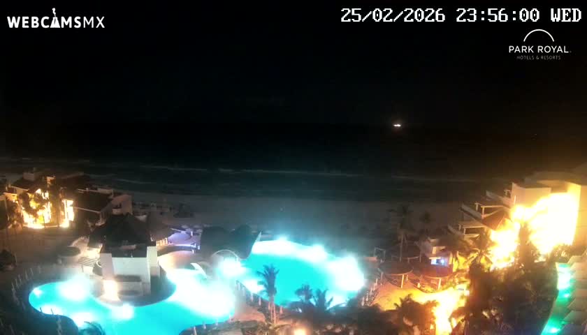 Cancún (Cancun) Playa Marlin Beach Live Cam - Benito Juarez, Quintana Roo, Mexico