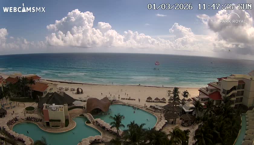 Cancún (Cancun) Playa Marlin Beach Live Cam - Benito Juarez, Quintana Roo, Mexico