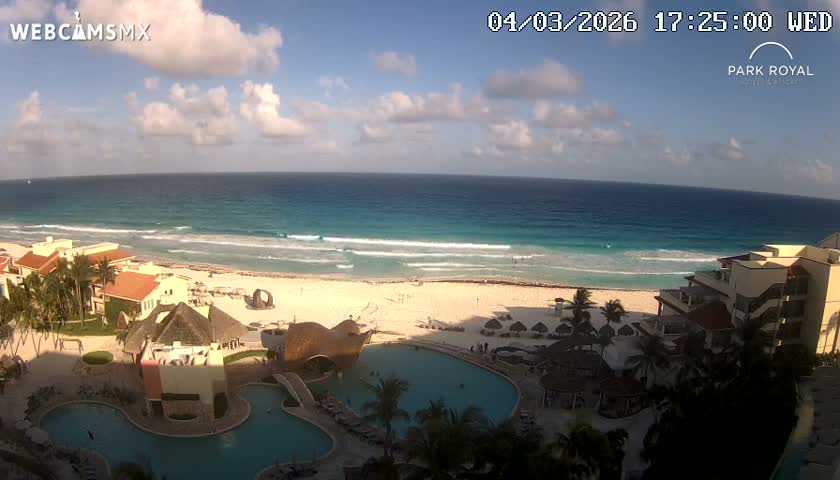 Cancún (Cancun) Playa Marlin Beach Live Cam - Benito Juarez, Quintana Roo, Mexico