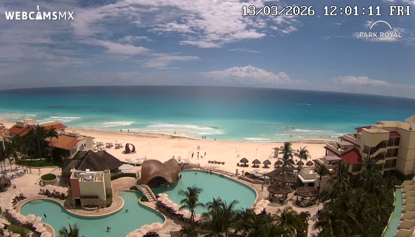 Cancún (Cancun) Playa Marlin Beach Live Cam - Benito Juarez, Quintana Roo, Mexico