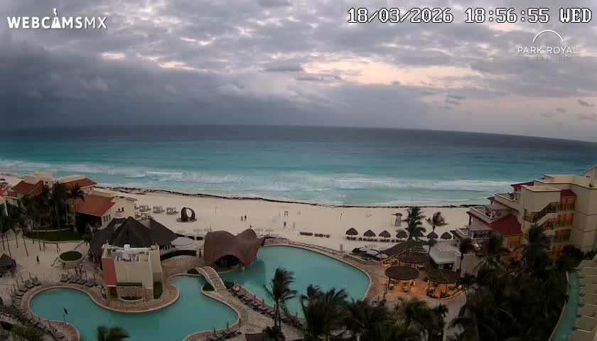 Cancún (Cancun) Playa Marlin Beach Live Cam - Benito Juarez, Quintana Roo, Mexico
