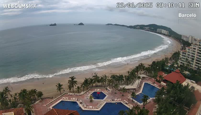 Ixtapa Zihuatanejo, Playa Ixtapa Beach live Cam - Zihuatanejo de Azueta, Guerrero, Mexico