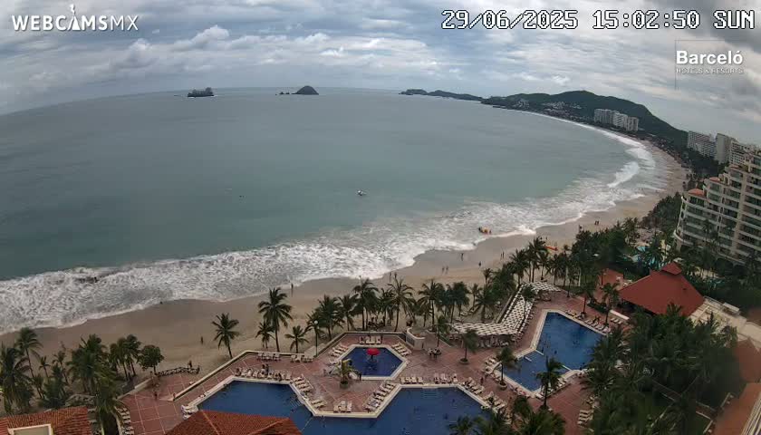 Ixtapa Zihuatanejo, Playa Ixtapa Beach live Cam - Zihuatanejo de Azueta, Guerrero, Mexico