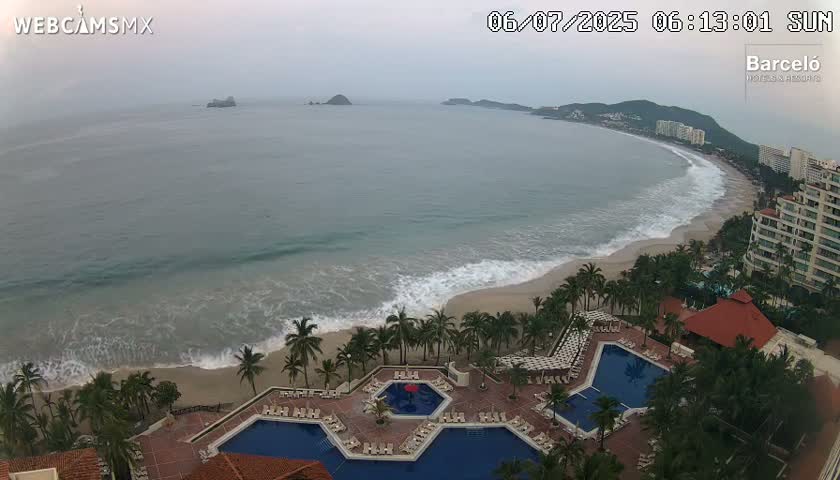 Ixtapa Zihuatanejo, Playa Ixtapa Beach live Cam - Zihuatanejo de Azueta, Guerrero, Mexico