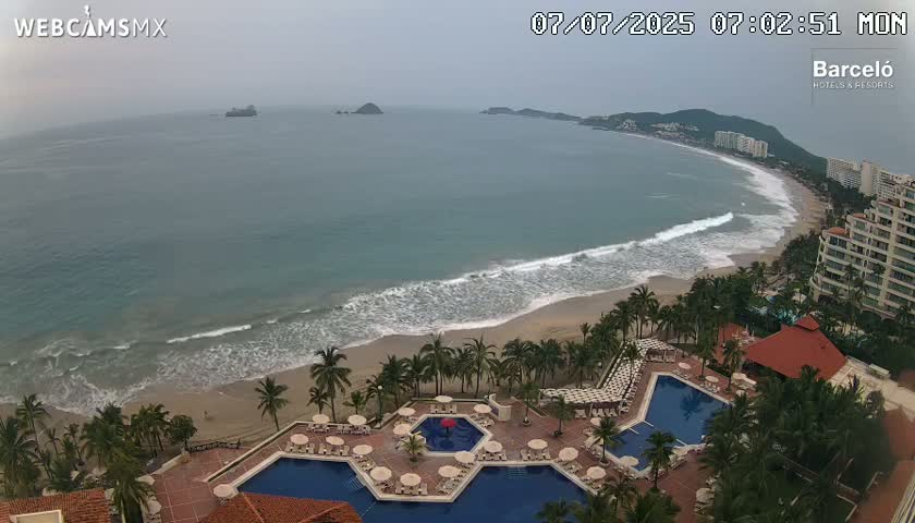 Ixtapa Zihuatanejo, Playa Ixtapa Beach live Cam - Zihuatanejo de Azueta, Guerrero, Mexico