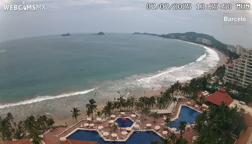 Ixtapa Zihuatanejo, Playa Ixtapa Beach live Cam - Zihuatanejo de Azueta, Guerrero, Mexico