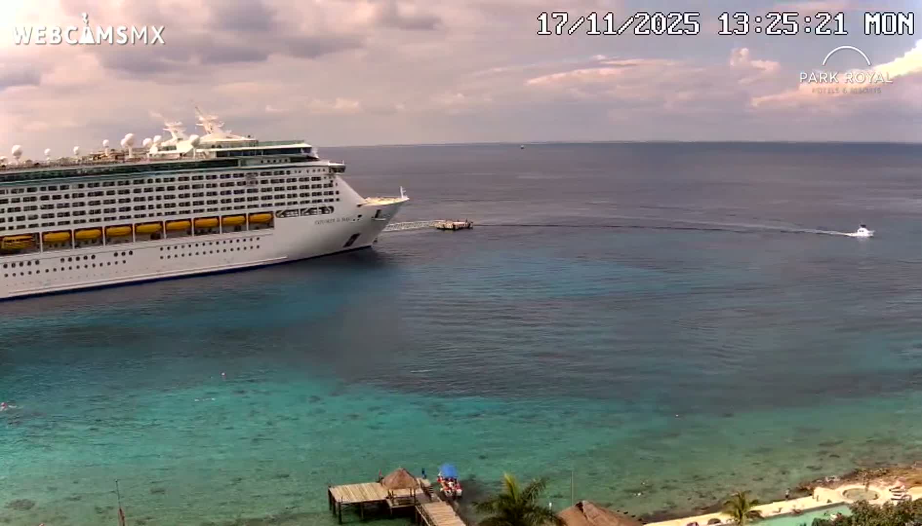 Cozumel Coast & City Skyline Live Cam - Municipio de Cozumel, Quintana Roo, Mexico