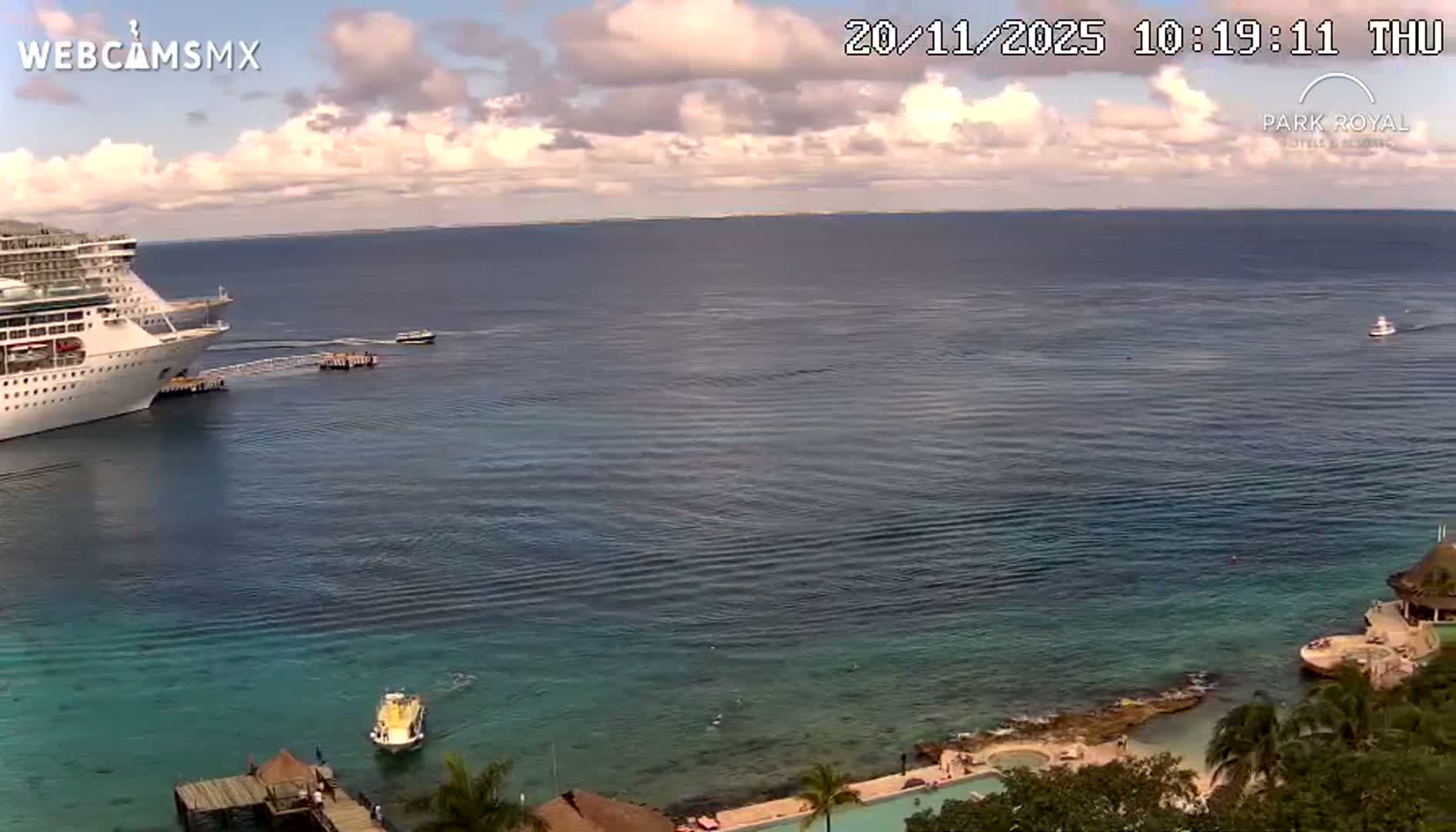 Cozumel Coast & City Skyline Live Cam - San Mugiel de Cozumel, Municipio de Cozumel, Quintana Roo, Mexico