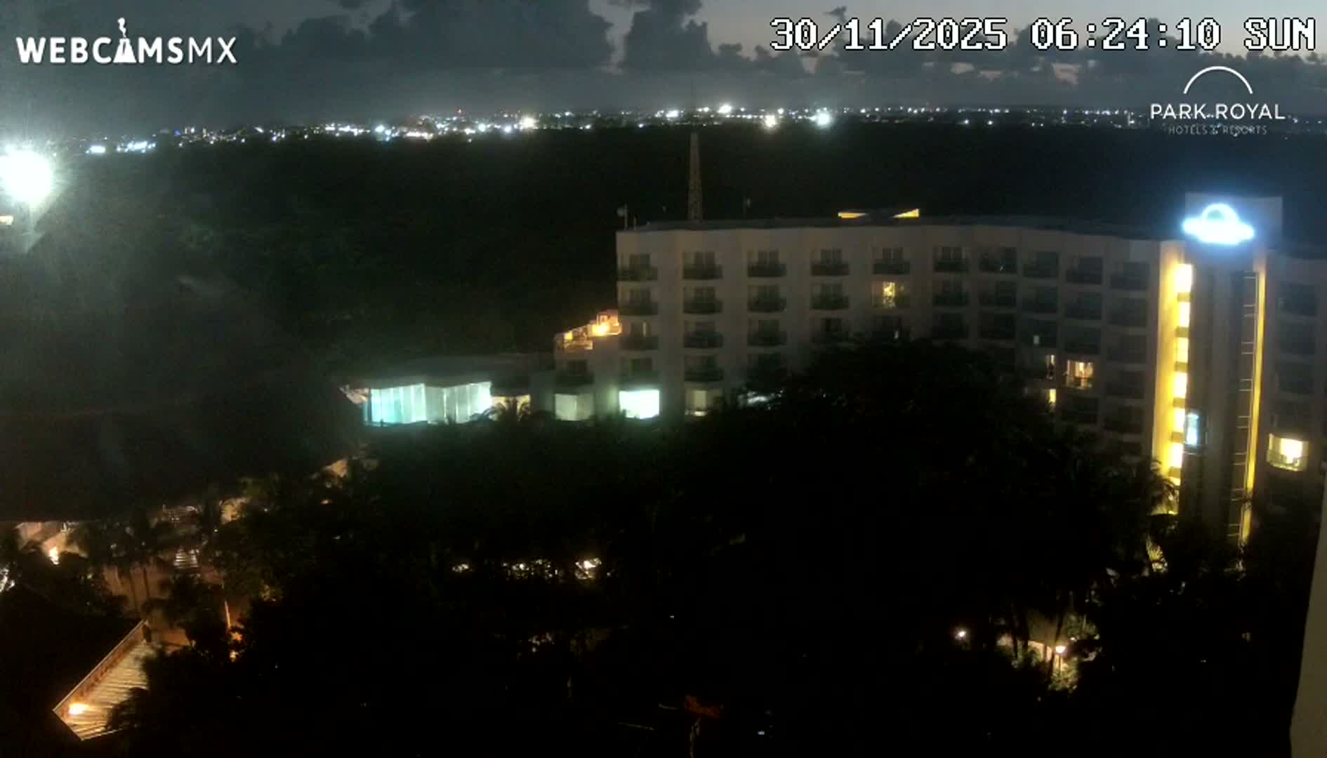 Cozumel Coast & City Skyline Live Cam - San Mugiel de Cozumel, Municipio de Cozumel, Quintana Roo, Mexico