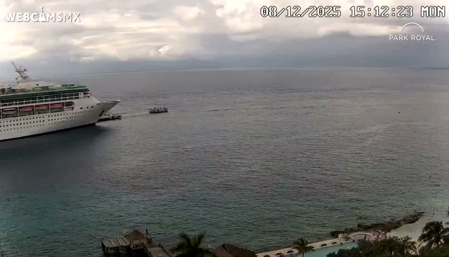 Cozumel Coast & City Skyline Live Cam - San Mugiel de Cozumel, Municipio de Cozumel, Quintana Roo, Mexico