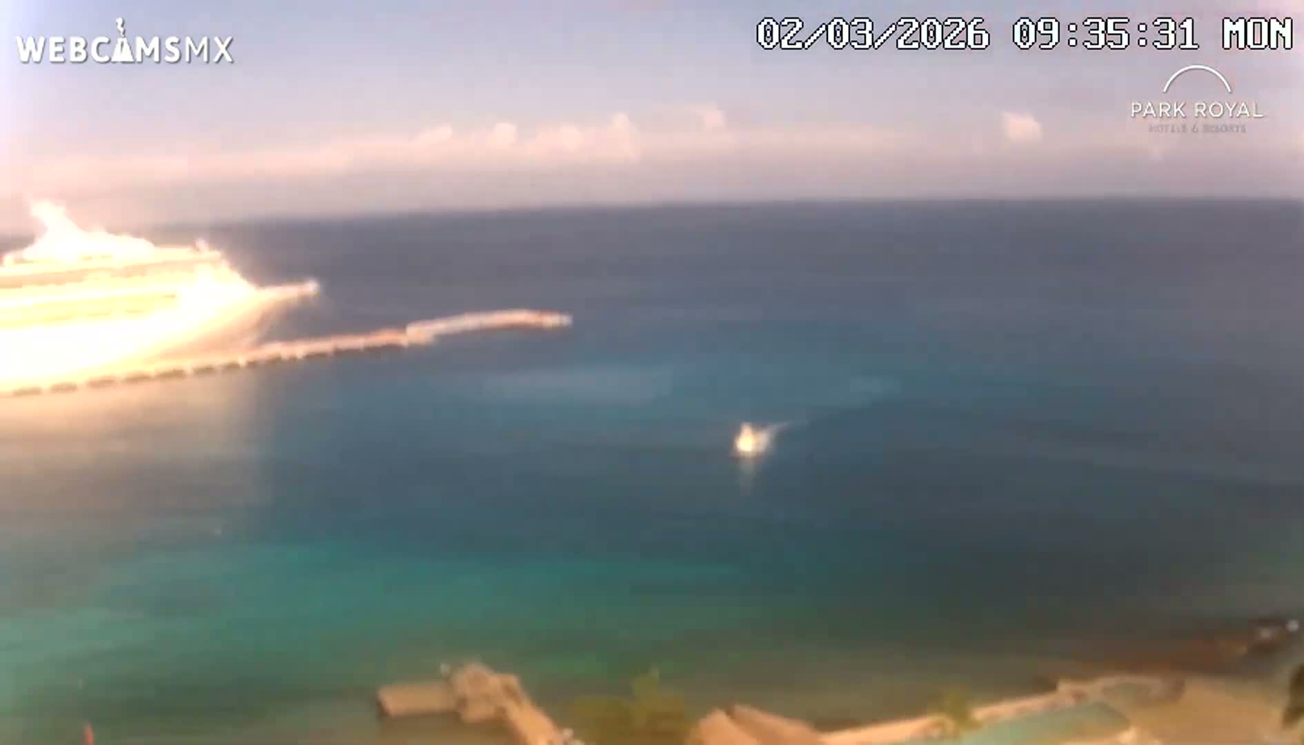 Cozumel Coast & City Skyline Live Cam - San Mugiel de Cozumel, Municipio de Cozumel, Quintana Roo, Mexico