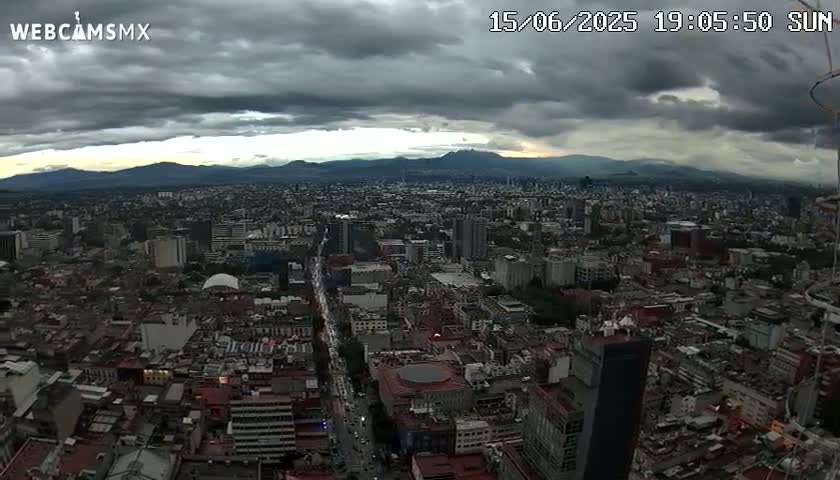 South View of Mexico City from Torre Latino Americana Tower PTZ  Live Cam - Cuauhtemoc, Ciudad de Mexico, Mexico