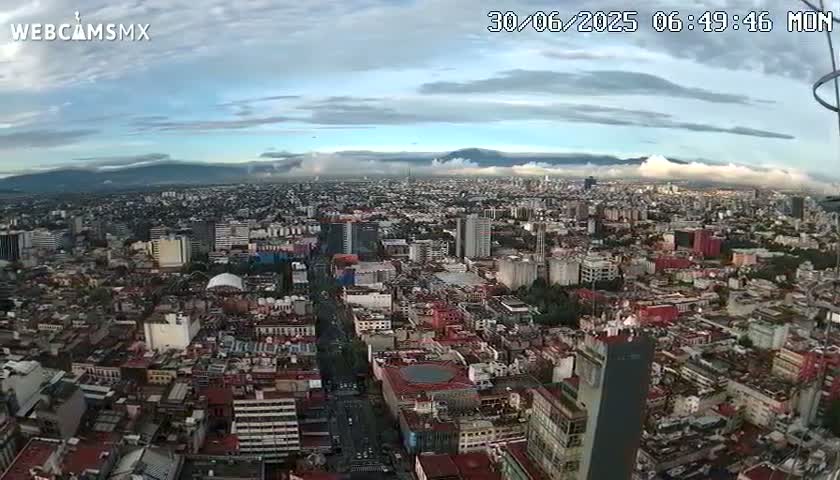South View of Mexico City from Torre Latino Americana Tower PTZ  Live Cam - Cuauhtemoc, Ciudad de Mexico, Mexico
