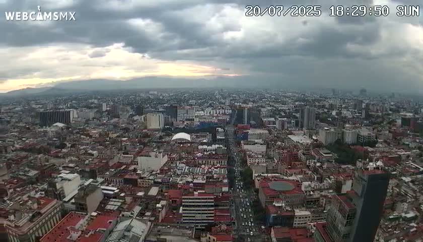 South View of Mexico City from Torre Latino Americana Tower PTZ  Live Cam - Cuauhtemoc, Ciudad de Mexico, Mexico