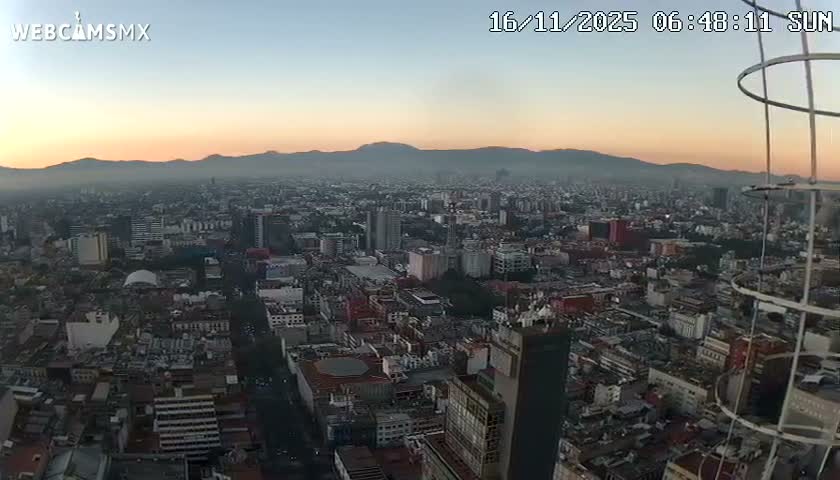 South View of Mexico City from Torre Latino Americana Tower PTZ  Live Cam - Cuauhtemoc, Ciudad de Mexico, Mexico