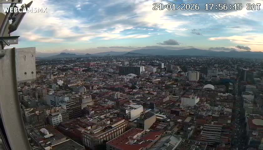 South View of Mexico City from Torre Latino Americana Tower PTZ  Live Cam - Cuauhtemoc, Ciudad de Mexico, Mexico