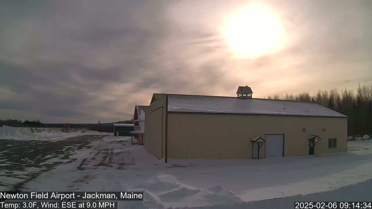 Newton Field - Jackman Airport Live Cam - Maine, USA