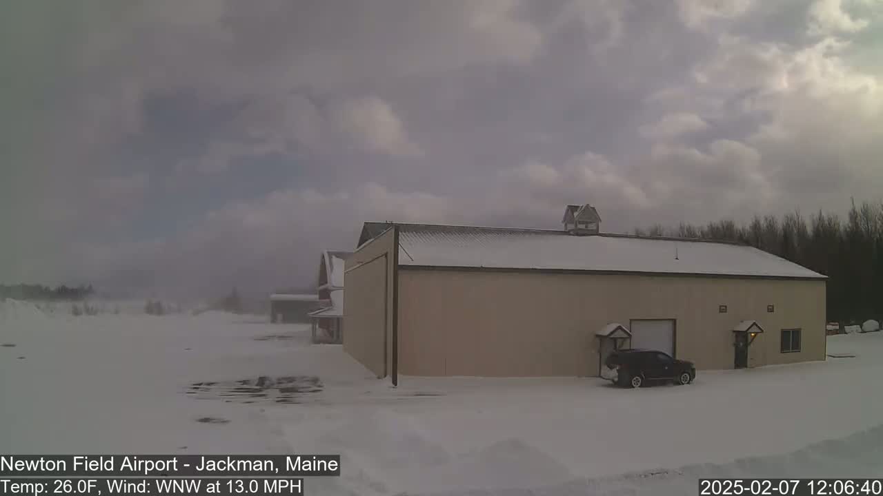 Newton Field - Jackman Airport Live Cam - Maine, USA