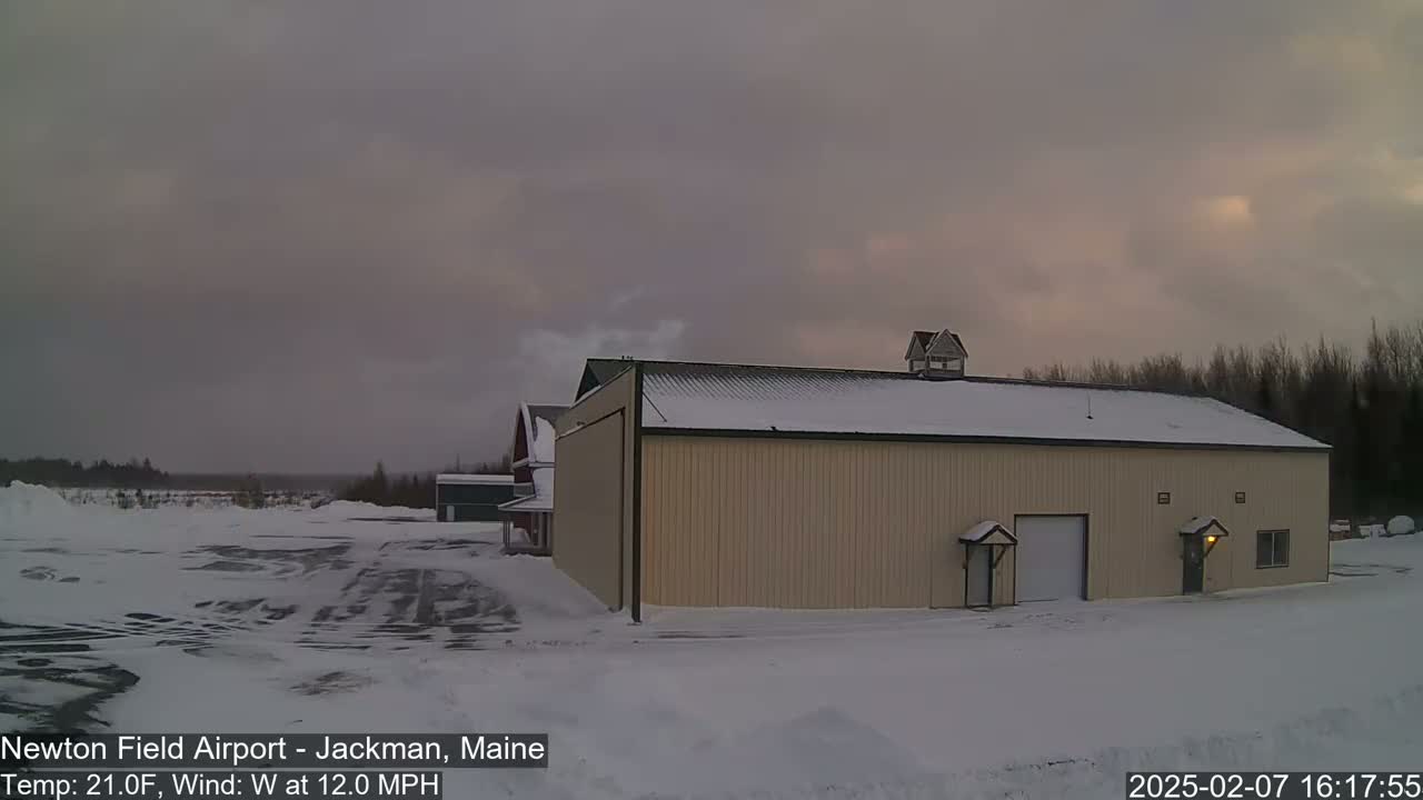 Newton Field - Jackman Airport Live Cam - Maine, USA