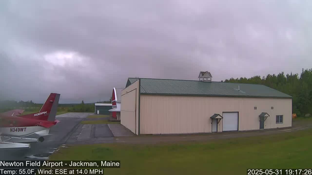 Newton Field - Jackman Airport Live Cam - Maine, USA