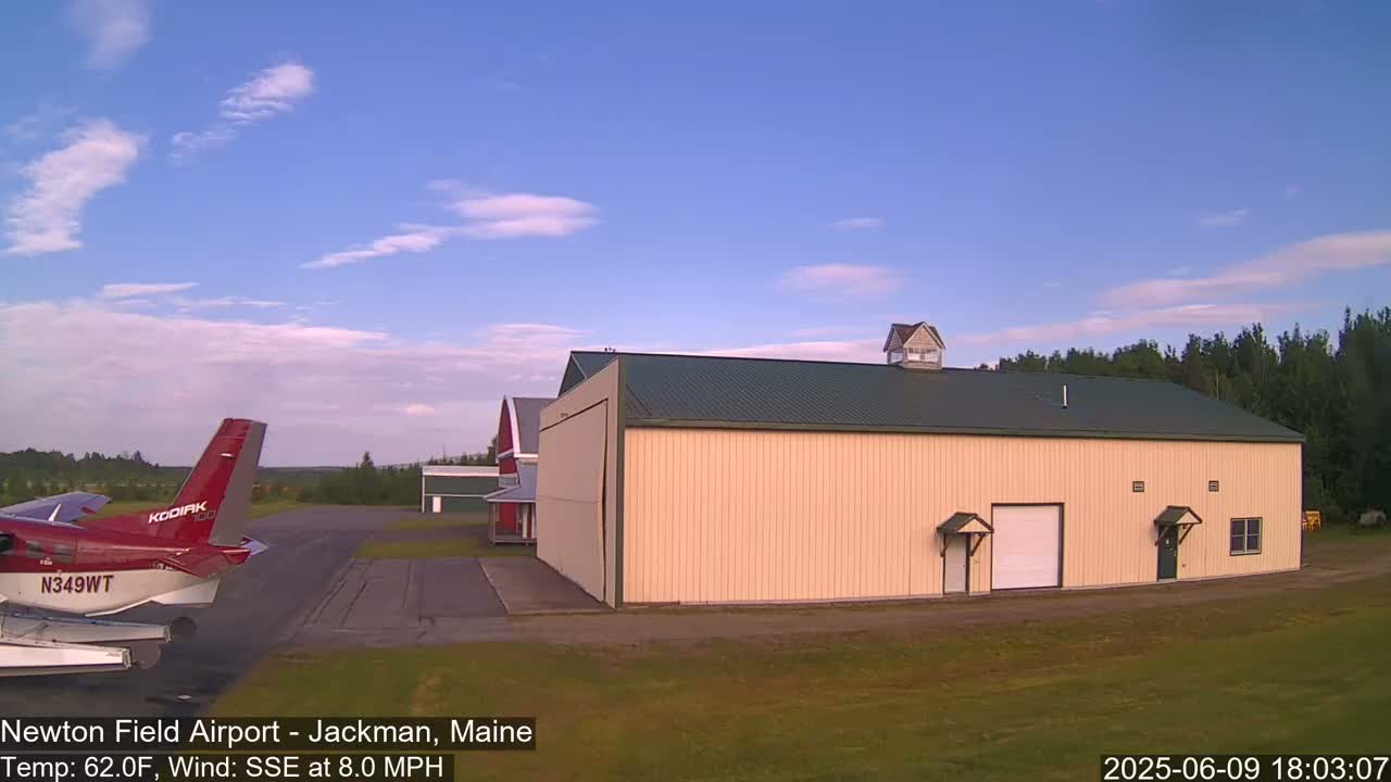 Newton Field - Jackman Airport Live Cam - Maine, USA