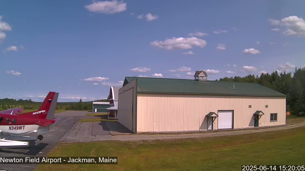 Newton Field - Jackman Airport Live Cam - Maine, USA