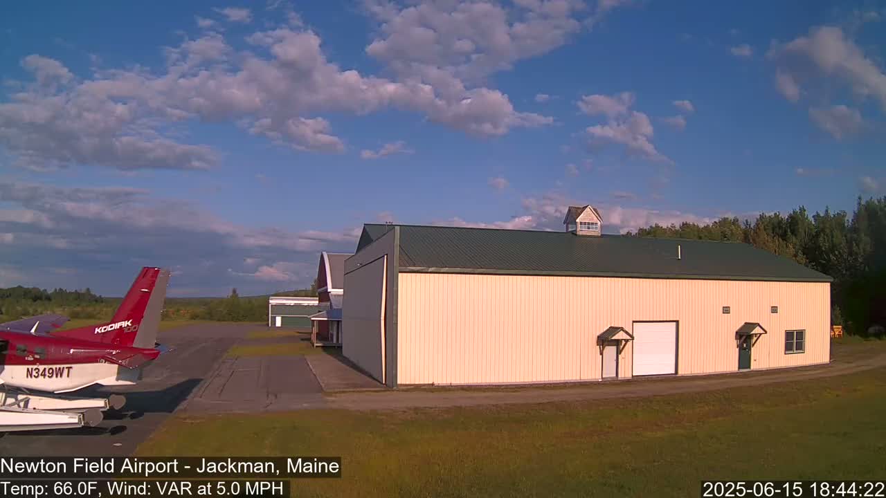 Newton Field - Jackman Airport Live Cam - Maine, USA