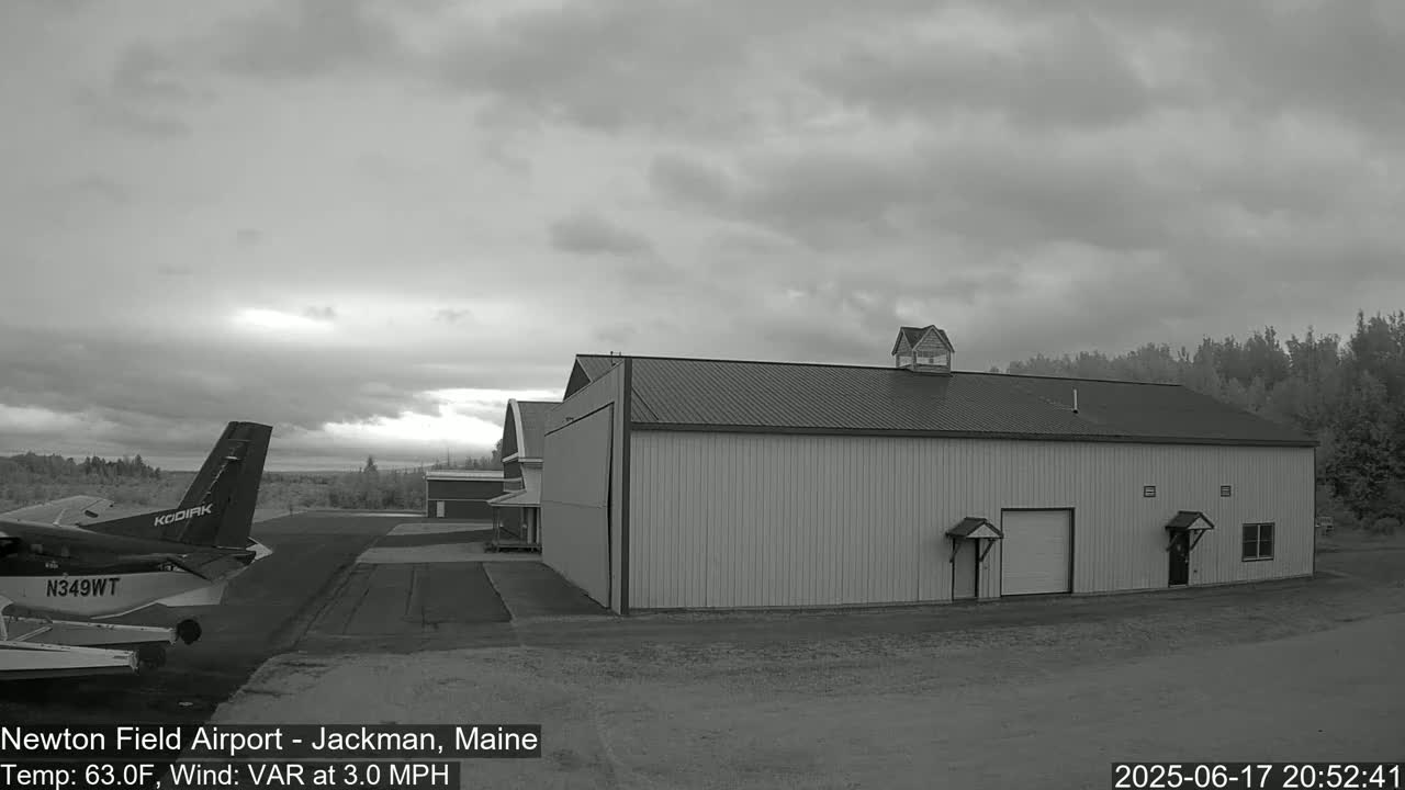 Newton Field - Jackman Airport Live Cam - Maine, USA