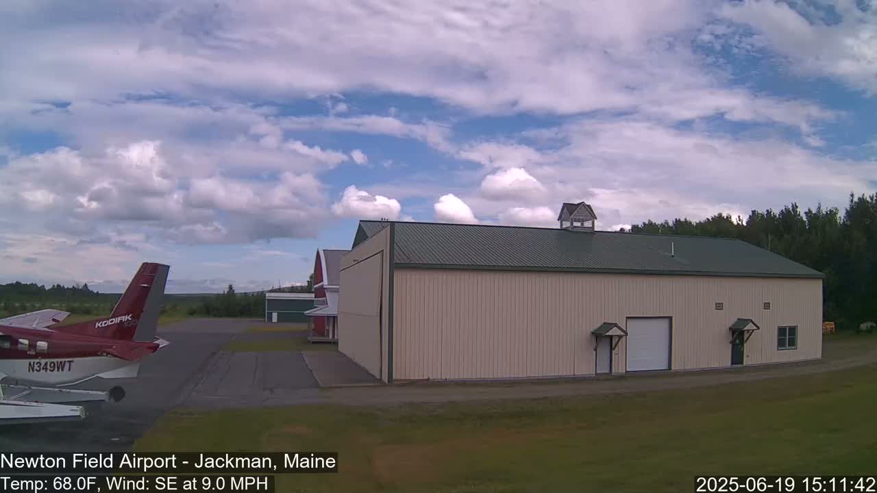 Newton Field - Jackman Airport Live Cam - Maine, USA