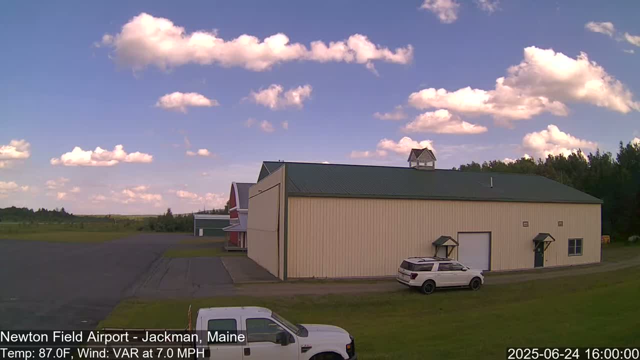 Newton Field - Jackman Airport Live Cam - Maine, USA