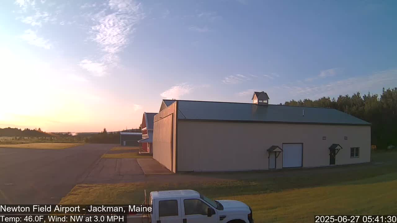 Newton Field - Jackman Airport Live Cam - Maine, USA