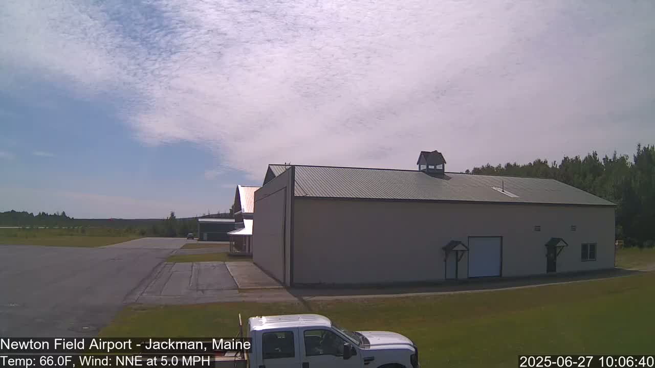 Newton Field - Jackman Airport Live Cam - Maine, USA