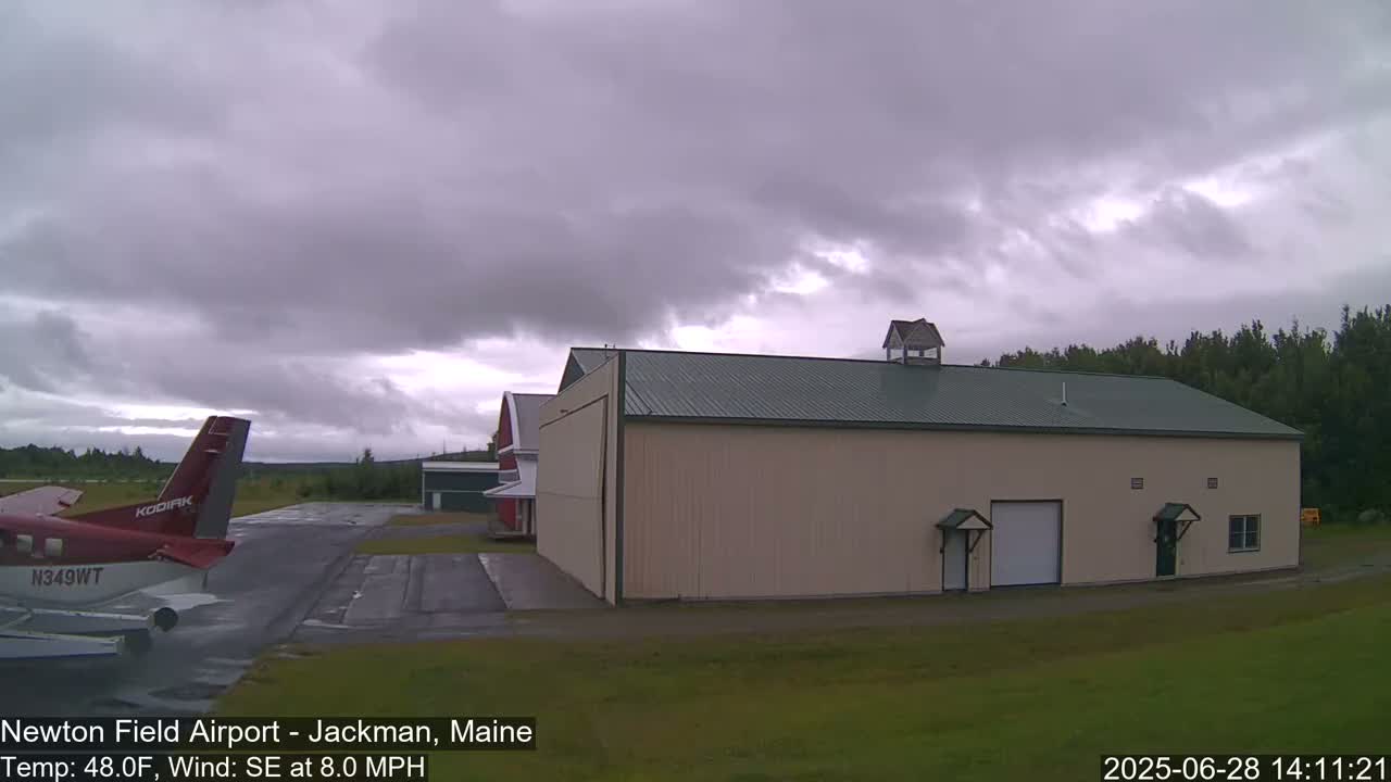 Newton Field - Jackman Airport Live Cam - Maine, USA