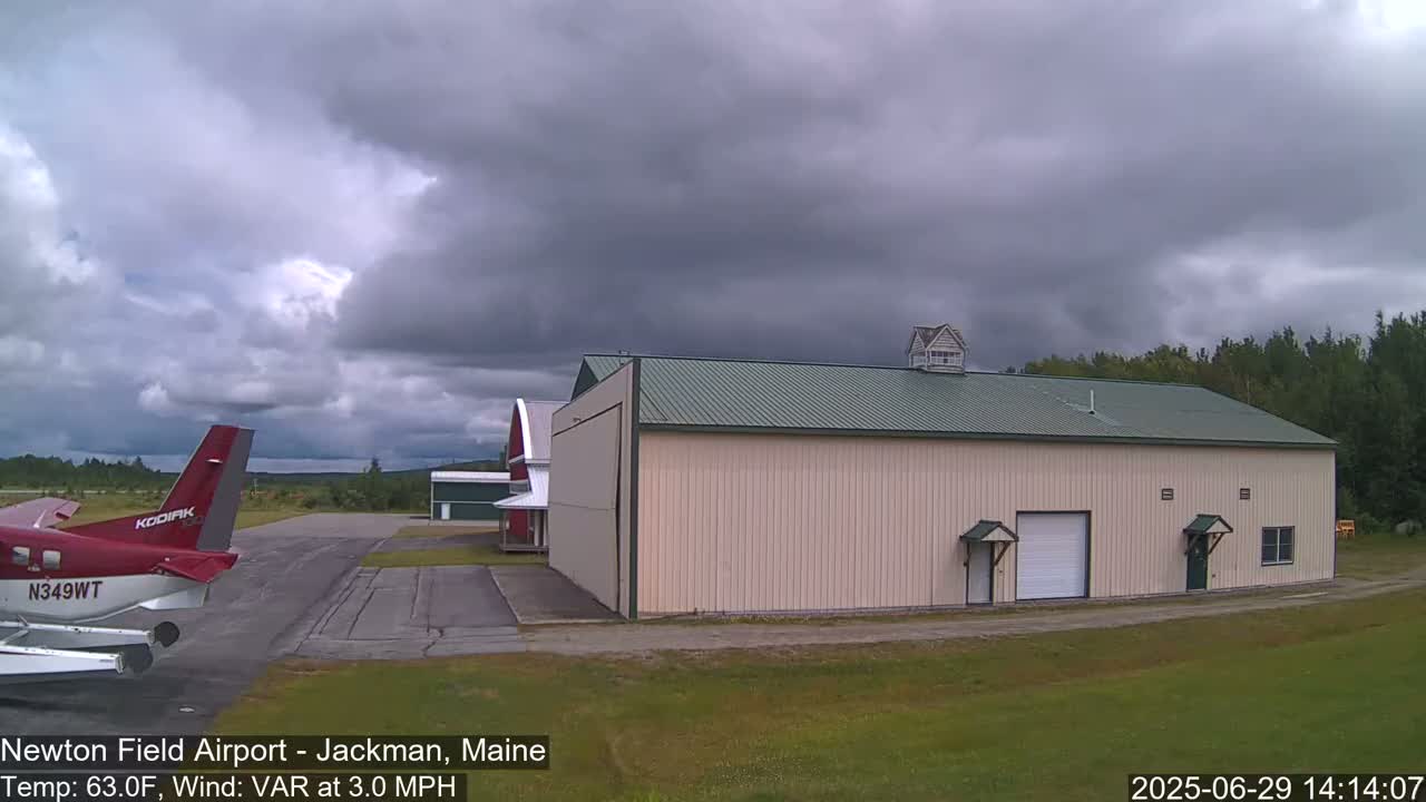 Newton Field - Jackman Airport Live Cam - Maine, USA
